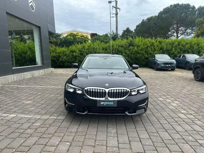 "BMW 320 d Luxury"
