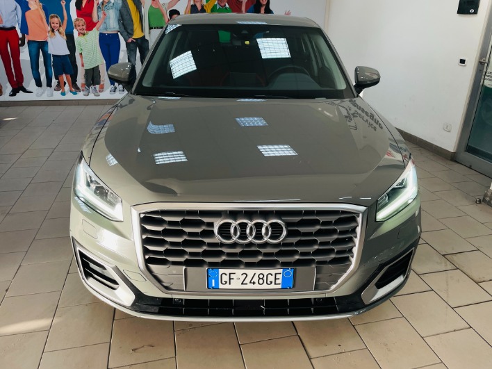 "Audi Q2  1.6 30 Tdi115cv Identy Black S-Tronic"