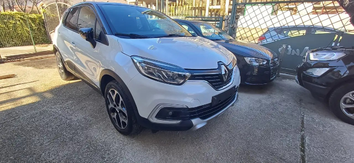 "Renault Captur 0.9 tce Intens (energy r-link) 90cv E6"