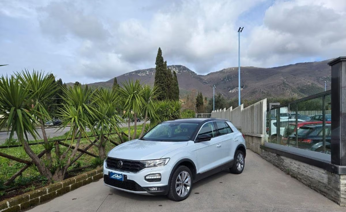 "VOLKSWAGEN - T-Roc - 1.6 TDI SCR Advanced BlueMot."