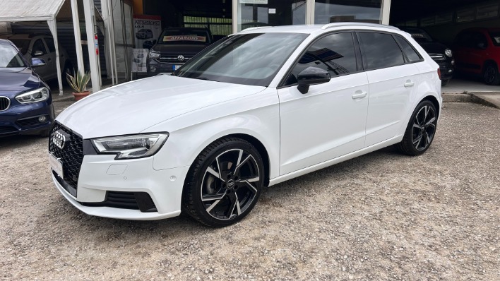 "AUDI A3 SPORTBACK 1.6 TDI 116cv RESTYLING"