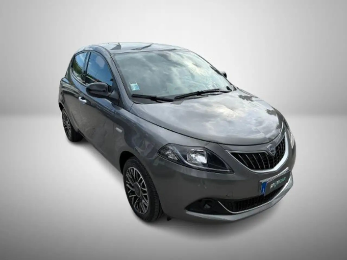 "Lancia Ypsilon Ypsilon 1.0 firefly hybrid Platino s"