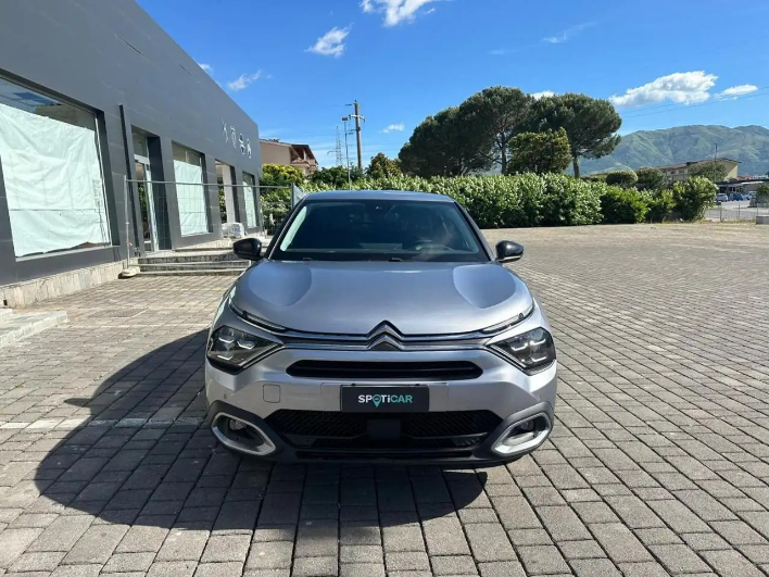 "Citroen C4 BlueHDi 130 S&S EAT8 Shine"