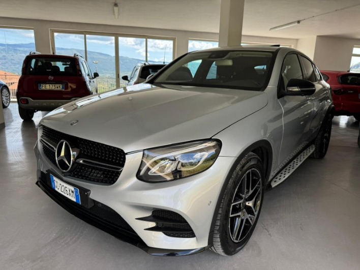"Coupe d Premium 4matic auto"