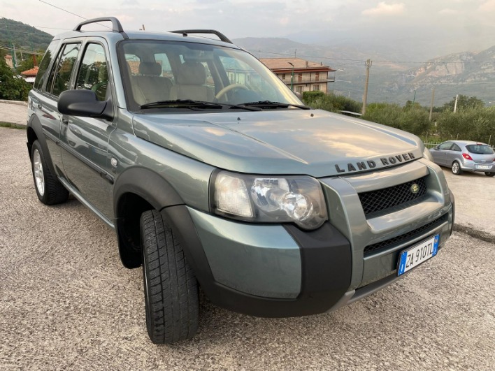 "Land Rover Freelander SW 2.0 td4 HSE"