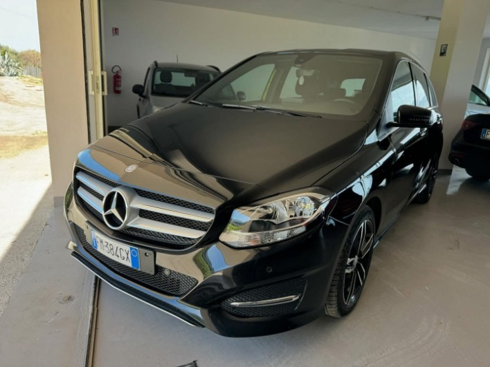 "Mercedes-Benz B 180 d Sport Next"