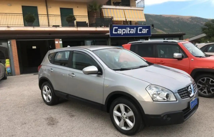 "Nissan Qashqai 1.5 dCi Visia"