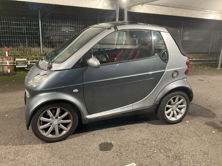 "SMART CABRIO 700"