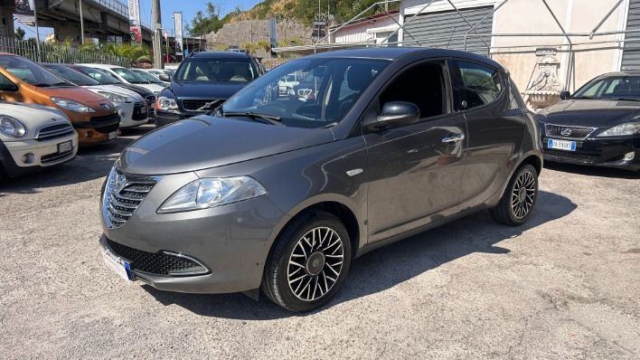 "LANCIA YPSILON 1.3 MJET 95cv \"UNICO PROPRIETARIO\""