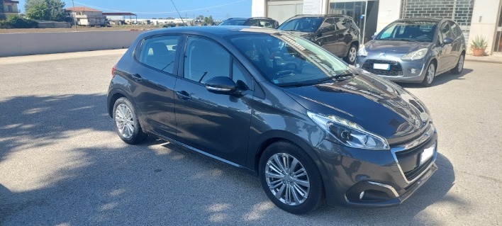 "PUGEOT 208 1.6HDI 75CV 2016"