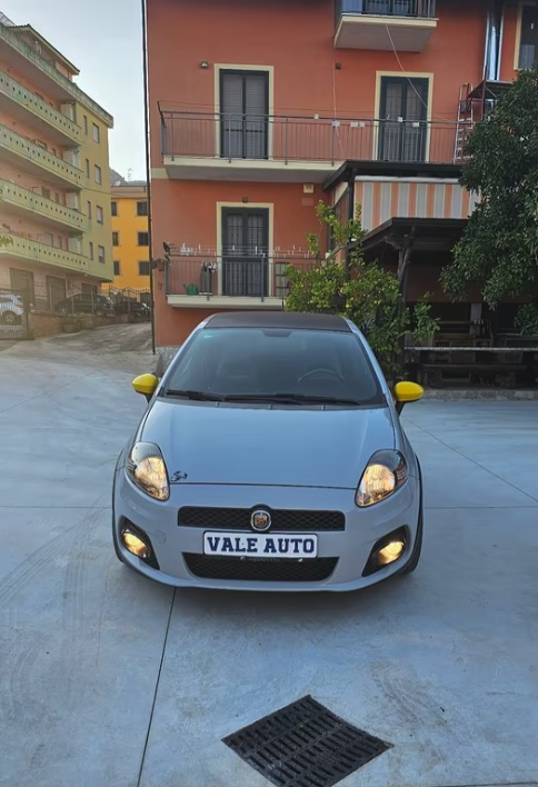 "Abarth Grande Punto Grande Punto 1.4 T-Jet 16V 180"