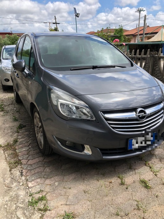 "Opel meriva"