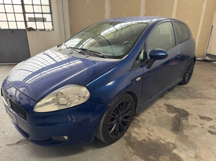 "Fiat Grande Punto Grande Punto 1.9 mjt Sport 130cv PER COMMERCIANTI"