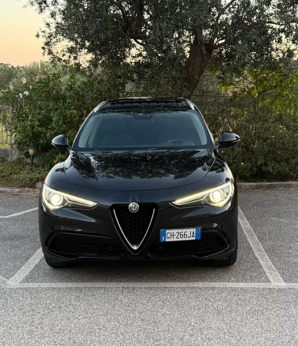 "Alfa Romeo Stelvio 2.2 Diesel Tetto Apribile 12-11"