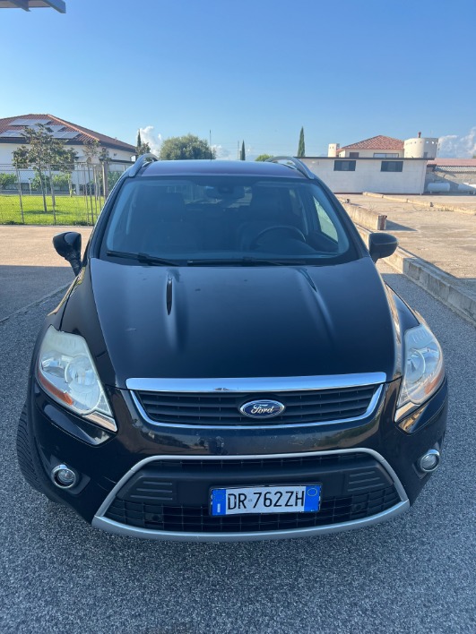 "Kuga 2.0 TDCi 136 CV 4WD Titanium DPF"