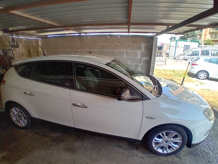 "Lancia delta 1.4 T-jetGPL 2013"