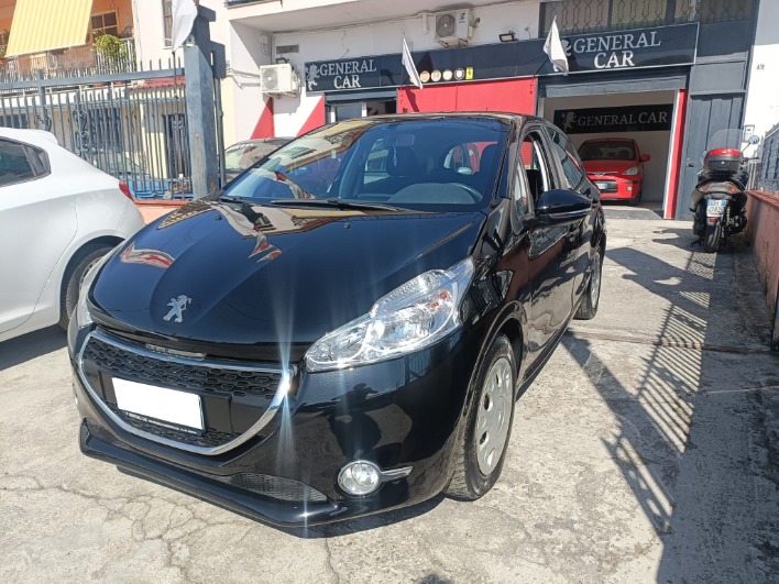 "PEUGEOT 208 1.4 HDI ACTIVE"
