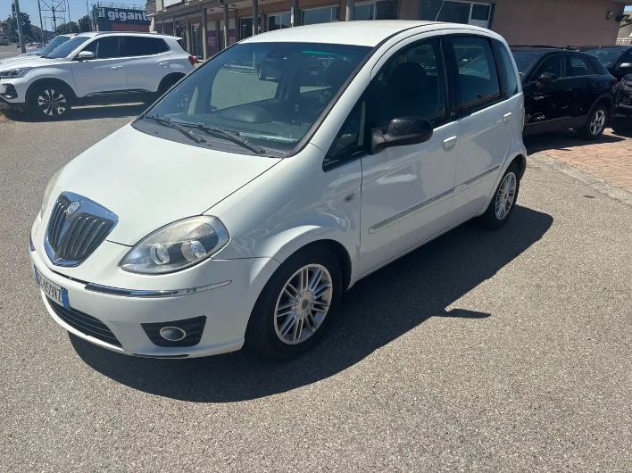 "Lancia MUSA Musa 1.4 16v Platino Gpl NEOPATENTATI"