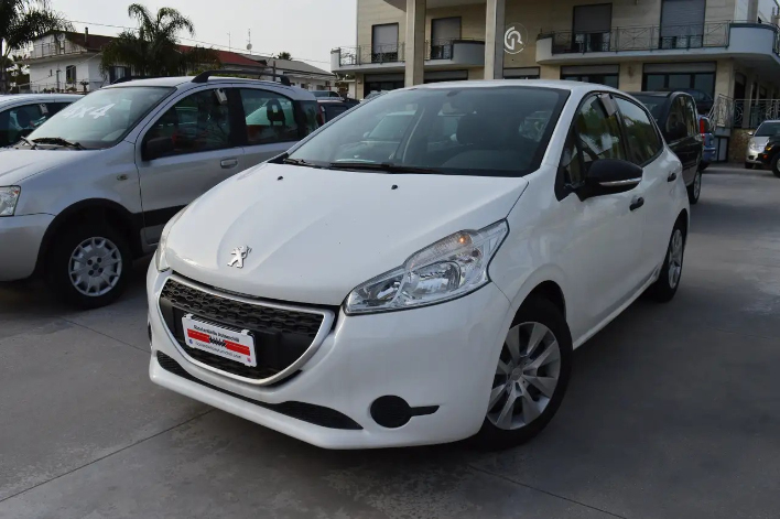 "Peugeot 208 1.0 puretech 68Cv Active 5p - Km 30000\/Italiana"
