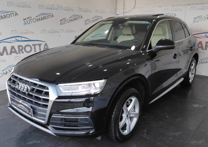 "Audi Q5 40 2.0 tdi Business Sport quattro 190cv s-tronic N"