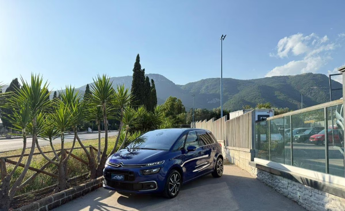 "CITROEN - C4 Picasso - BlueHDi 120 S&S EAT6 Shine"