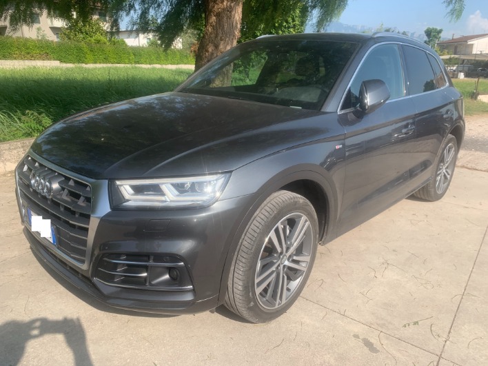 "\"Disponibile\" Audi Q5 2.0 TDI SLine Plus Quattro 190CV Stronic"