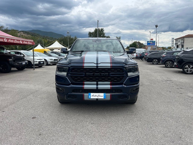 "Dodge Ram 1500 Sport Crew Cab 4x4 5.7 V8 Hemi"