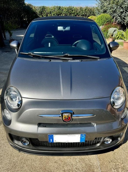 "Abarth 500c"
