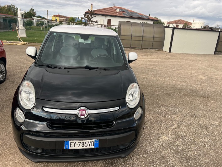 "Fiat 500L 500L 2015 1.3 mjt Lounge 85cv"