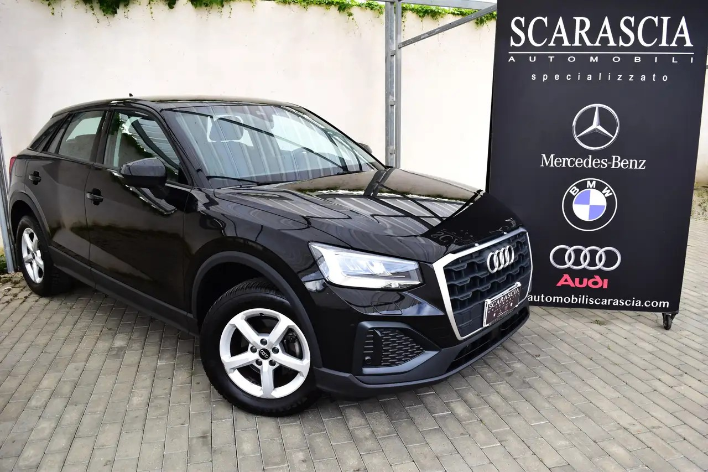 "Audi Q2 30 2.0 Tdi 116 cv S tronic Business"