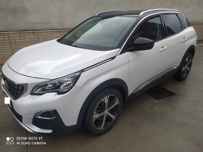 "Peugeot 3008 Allure cilindrata 1.5 130 cv diesel  Sant'Antimo Prov di Napoli"