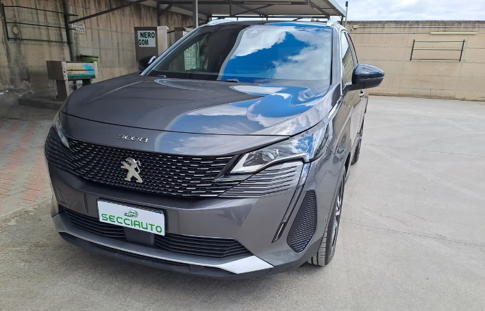 "Peugeot 3008 BlueHDi 130 S&S EAT8 GT"