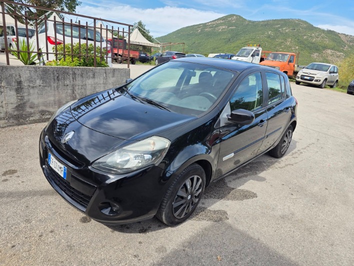 "Renault Clio 1.2 75cv"