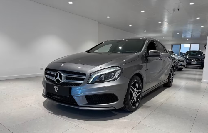 "Mercedes-benz A 200 d Automatic 4Matic Premium"