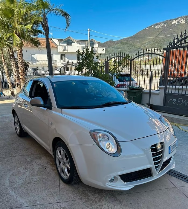 "Alfa Romeo MiTo 1.3 JTDm-2 95 CV S&S Distinctive S"