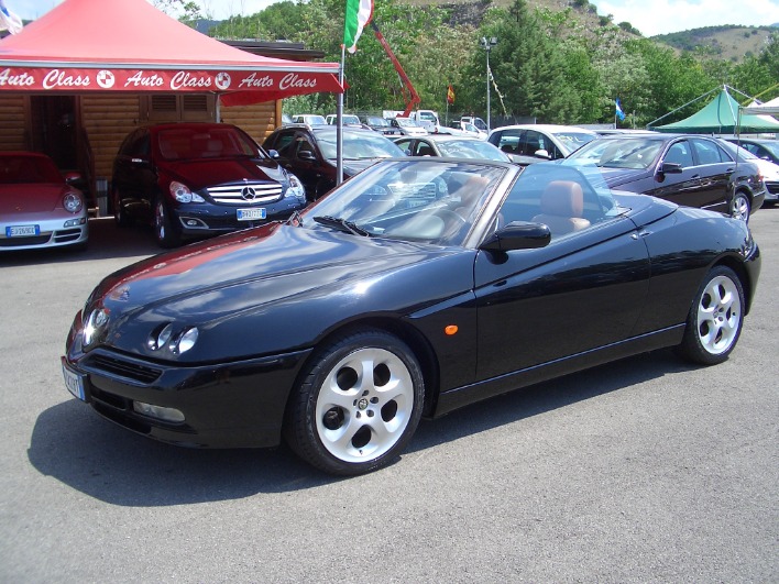 "Alfa Spider 2.0 Twin Spark"