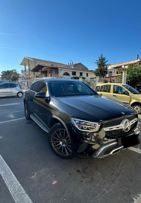 "MERCEDES GLC COUPE' 220 CDI"