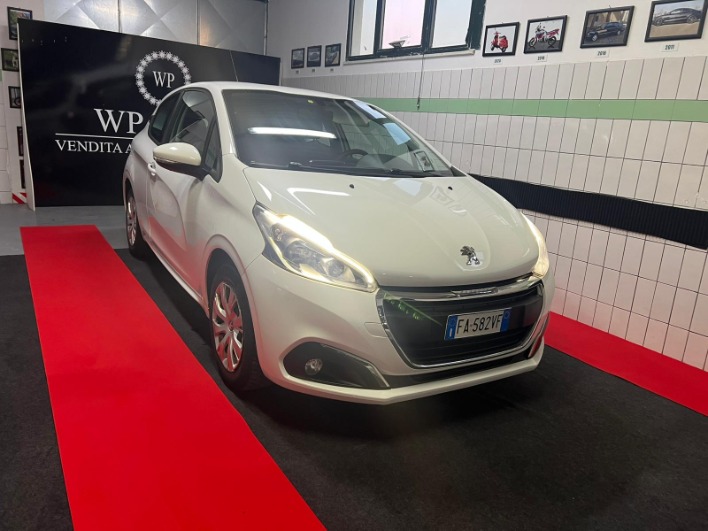 "Peugeot 208 2015 3p 1.0 puretech Active 68cv"