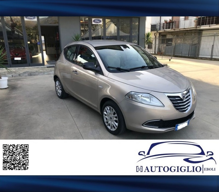 "Lancia Ypsilon 1.3MTJ 95cv anno 2015"