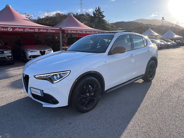"Alfa Stelvio 2.2 TD 210cv AT8 Q4 TI"