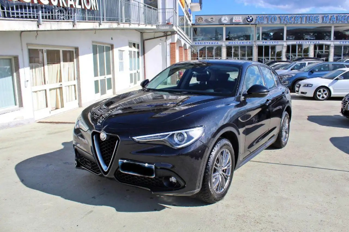 "Alfa Romeo Stelvio 2.2 T.diesel 210 CV AT8 Q4 Super"