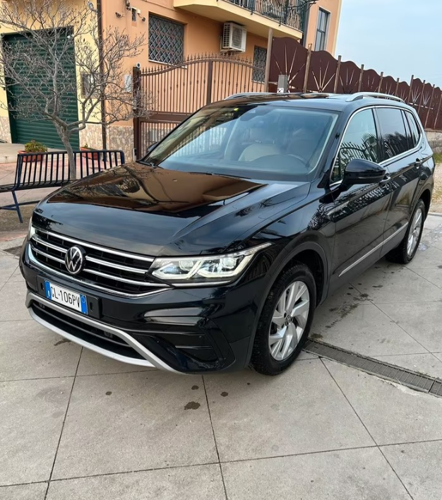 "Volkswagen Tiguan Allspace 2.0 TDI 200 CV SCR DSG"