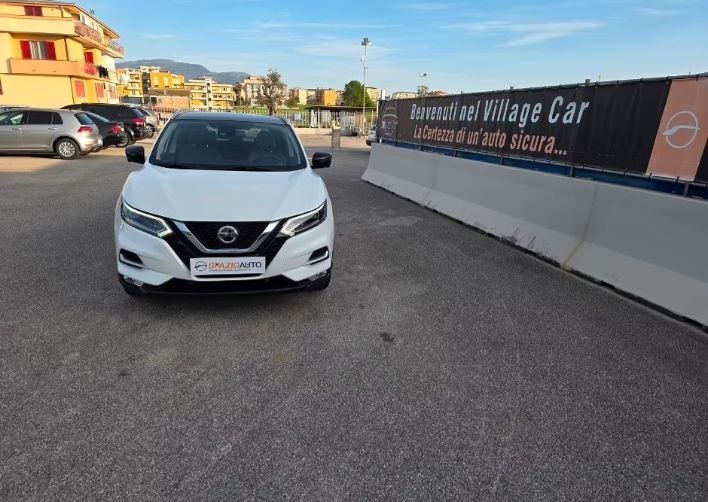 "Nissan Qashqai NEW 1.5 dCi 115 CV DCT *EXCLUSIVE B"