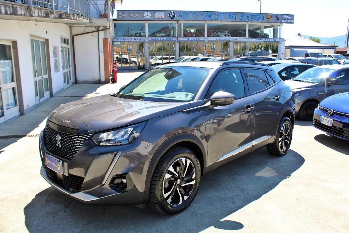 "Peugeot 2008 PureTech 130 S&S Allure"