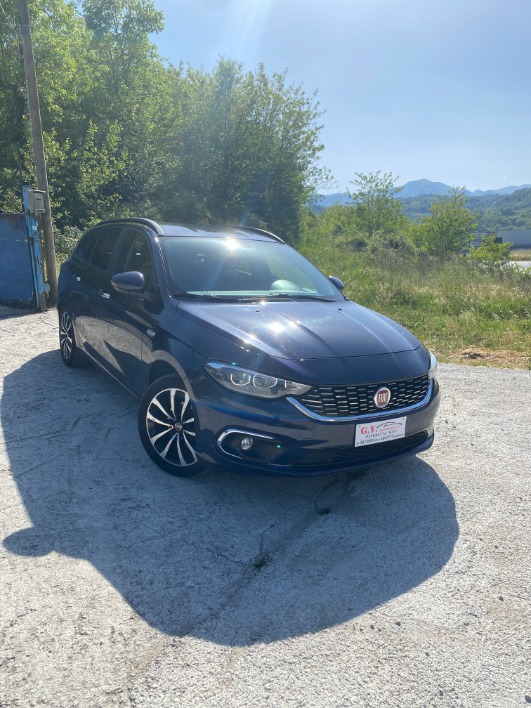 "Fiat Tipo"