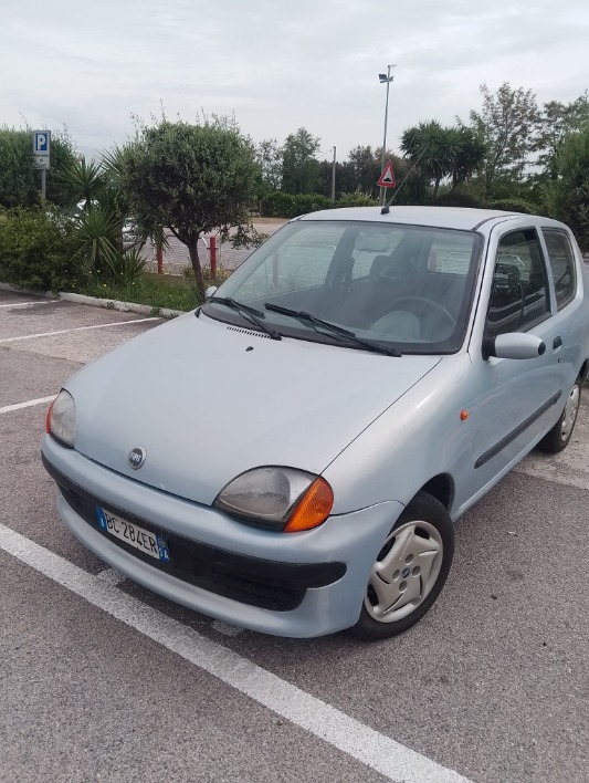 "Fiat 600 1.1cc. 55cv  del 1999 con 179500km"