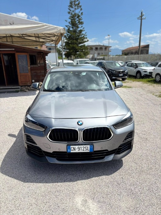 "BMW X2 S-Drive 18D"