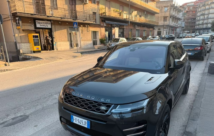 "Land Rover Range Evoque 2.0 eD4 5p. Business Editi"