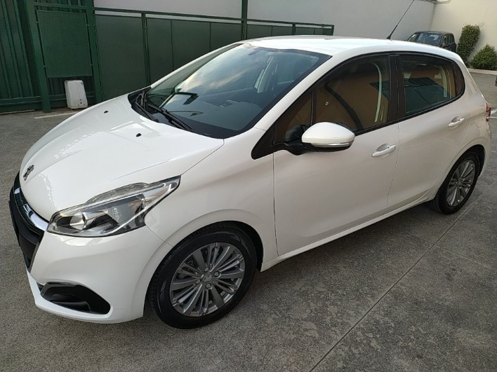 "Peugeot 208 Active Benzina e gpl 5 porte"