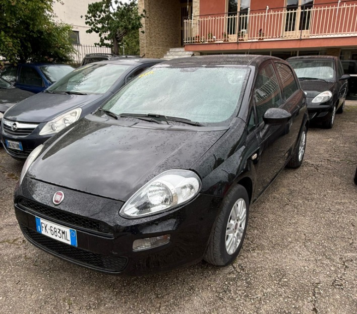 "Fiat Punto 1.2 GPL 2017"